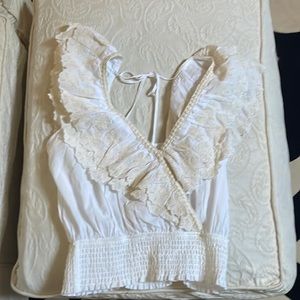 Darling feminine summer top in white and cream S